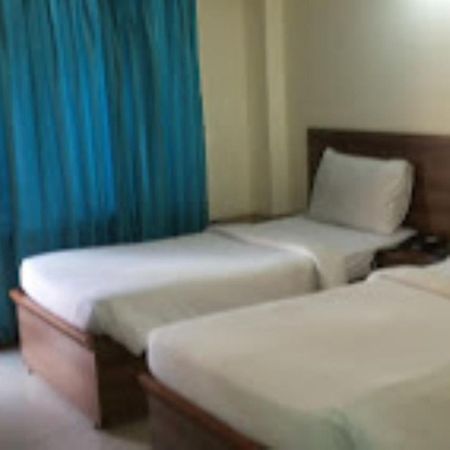 Blue Lily Beach Resort Puri Exteriör bild